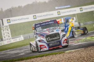 Buggyra zahájila závěrečné předsezónní testování / Foto zdroj: BUGGYRA media