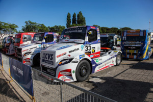 Lacko dvakrát na bedně! / Foto zdroj: BUGGYRA media