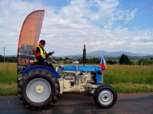 NA ZETORU 25 Z ČECH AŽ NA KONEC SVĚTA / Foto zdroj: ZETOR TRACTORS a.s.
