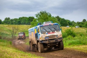 Tým MKR Technology se 3 kamiony Renault Truck má za sebou dvě etapy Silk Way / Foto zdroj: MKR Technology