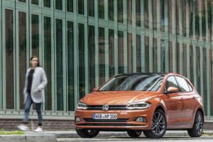 Nové Polo je sériově vybaveno systémem Front Assist včetně funkcí nouzového brzdění City Brake a rozpoznávání chodců / Foto zdroj: Porsche Česká republika s.r.o.