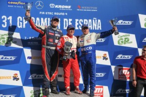 Adam Lacko si zajistil premiérový titul mistra starého kontinentu hned v prvním závodě víkendu, když dojel na druhé pozici za Albacetem a největšího pronásledovatele Hahna nechal za svými zády / Foto zdroj: BUGGYRA media