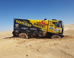 Martin Macík si veze zlato a mozoly ze saharské Rally EL Chott / Foto zdroj: Big Shock Racing