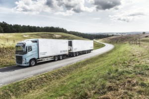 Světová premiéra: Nová nákladní vozidla Volvo Trucks s plynovým pohonem produkují o 20–100 % méně emisí CO2 / Foto zdroj: Volvo Group Czech Republic, s.r.o.
