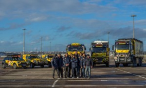 Dakarské přejímky v Le Havre: Macík se loučil s Frantou, Brabec trhal kabely / Foto zdroj: BIG SHOCK RACING