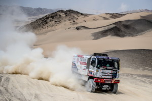 I přes srážku s autem dojel Kolomý ve druhé etapě čtvrtý, Šoltys čtrnáctý / Foto zdroj: TATRA Buggyra Racing