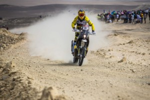 Macík a Brabec postupují pořadím vpřed a řádí v písku / Foto zdroj: Big Shock Racing