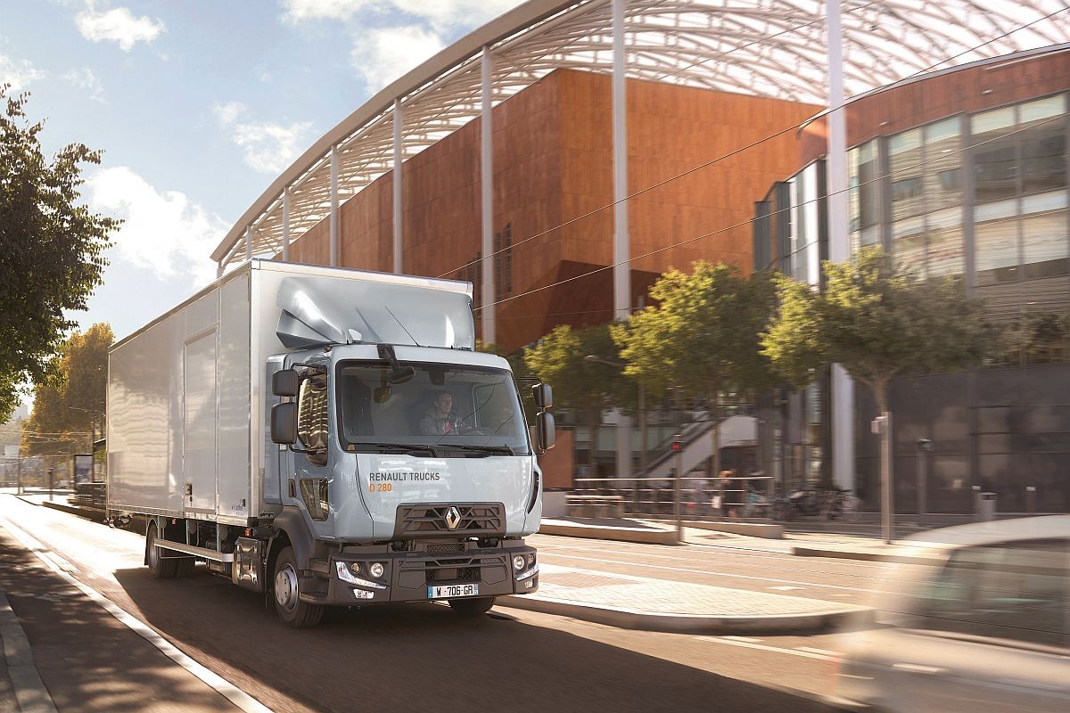 RENAULT TRUCKS D 2019: Úspora paliva až 7% / Foto zdroj: Volvo Group Czech Republic, s.r.o.